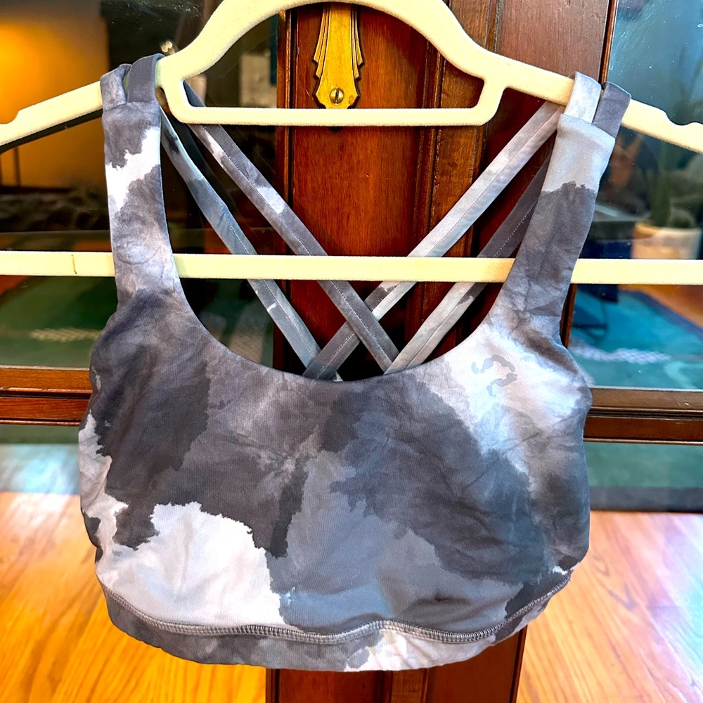 Three lulu lemon sports bras SIZE 4